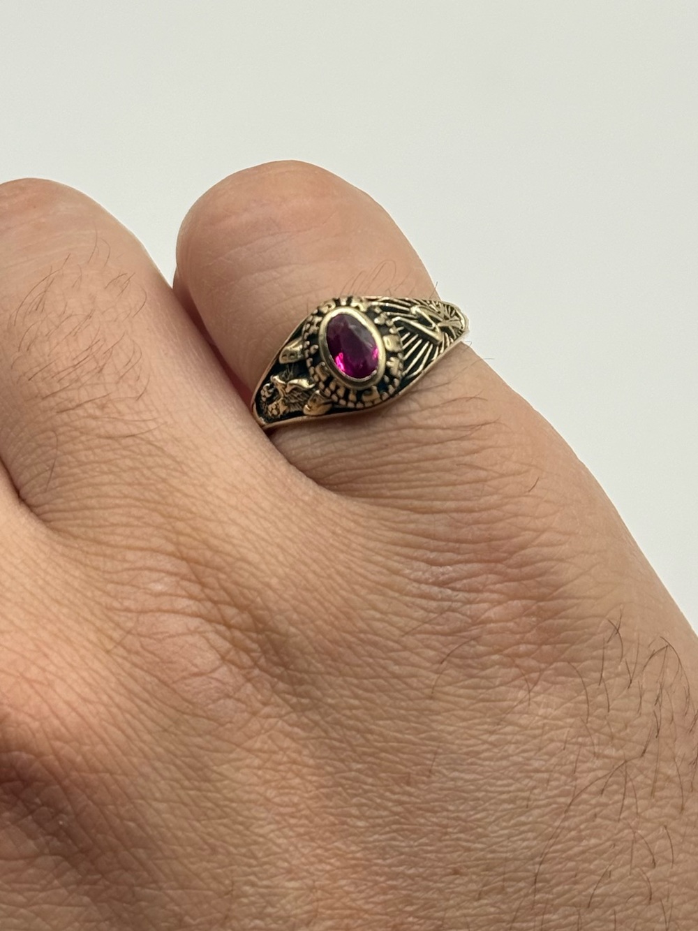 Vintage 1989 Class Ring 10k gold with ruby Stone size 6.8 | 4.12 grams - Picture 2 of 7